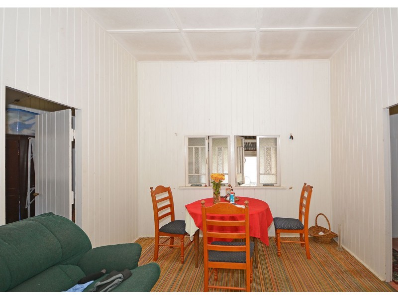 534 Esplanade, Urangan QLD 4655