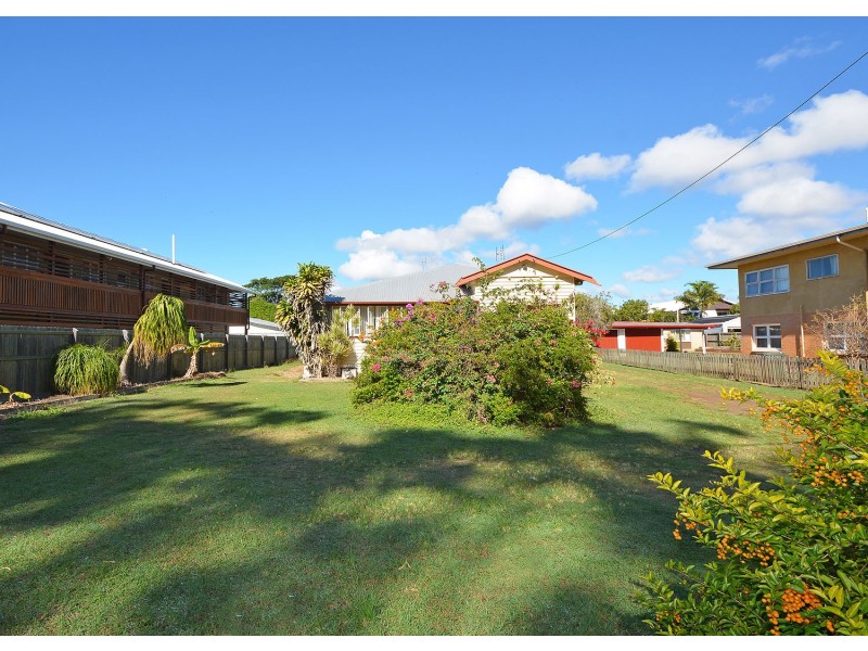534 Esplanade, Urangan QLD 4655