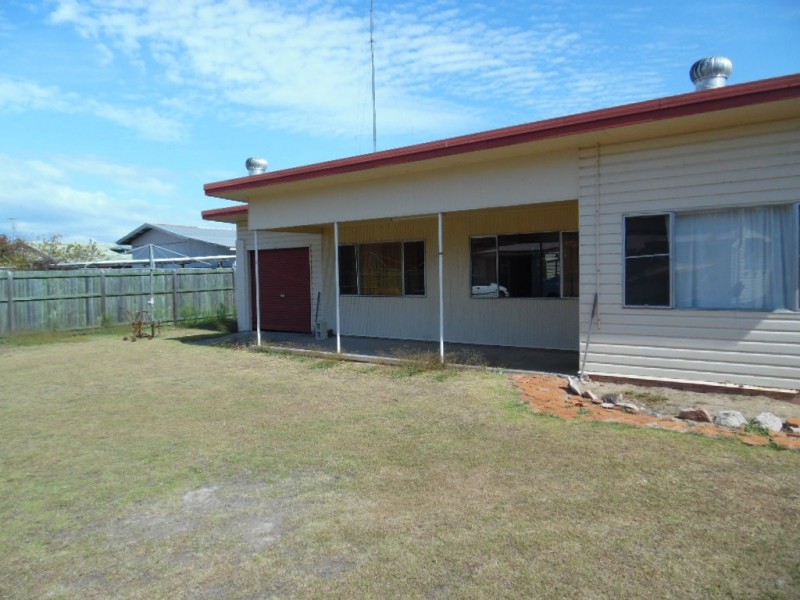 534 Esplanade, Urangan QLD 4655