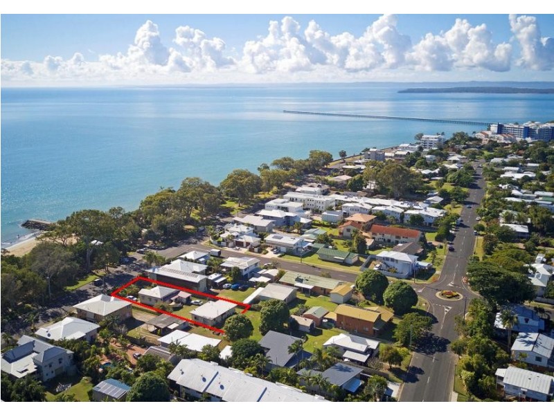 534 Esplanade, Urangan QLD 4655