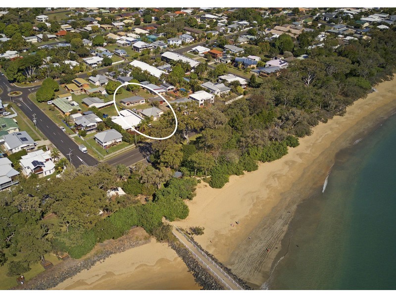 534 Esplanade, Urangan QLD 4655