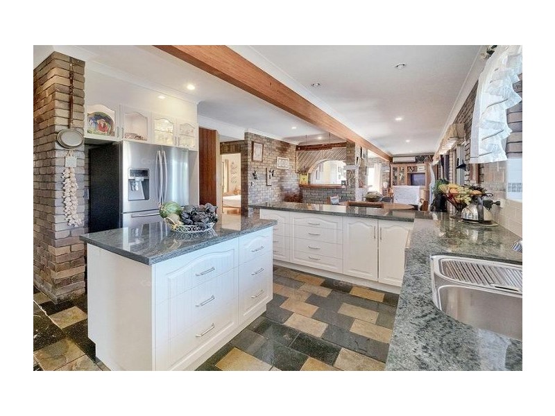 7 Craig Crescent, Pialba QLD 4655