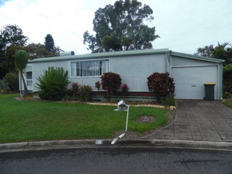 9 Palm Way 14 Ibis Blvd, Eli Waters QLD 4655
