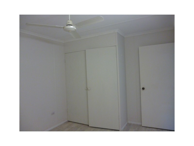 25 Honiton Street, Torquay QLD 4655