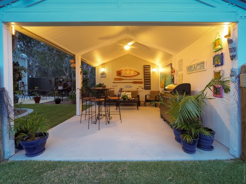 16b Ronaldo Way, Urangan QLD 4655