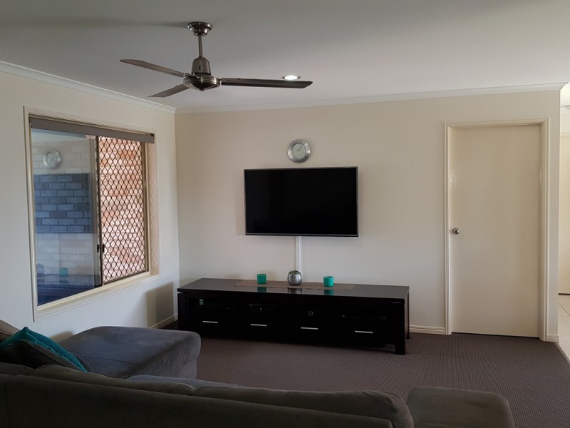 21 Bunya Court, Eli Waters QLD 4655