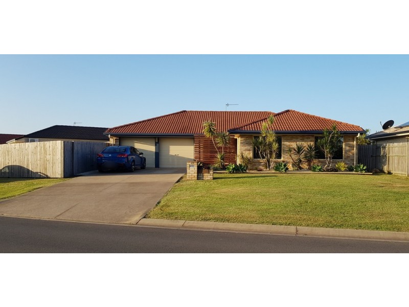 21 Bunya Court, Eli Waters QLD 4655