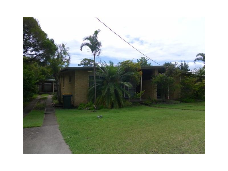 Unit 2/43  John Street, Scarness QLD 4655