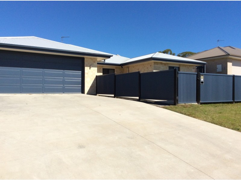 99 Bay Park Road, Wondunna QLD 4655