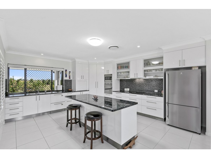 330 Moorabinda Drive, Sunshine Acres QLD 4655