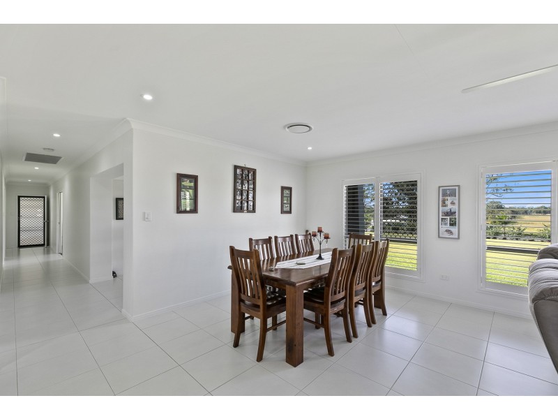330 Moorabinda Drive, Sunshine Acres QLD 4655