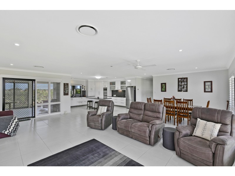 330 Moorabinda Drive, Sunshine Acres QLD 4655