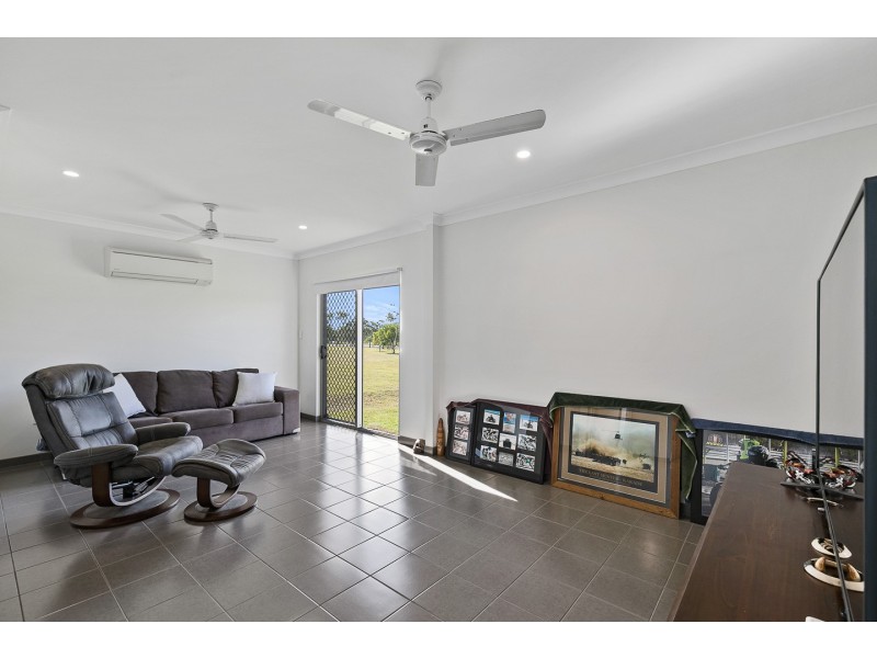 330 Moorabinda Drive, Sunshine Acres QLD 4655