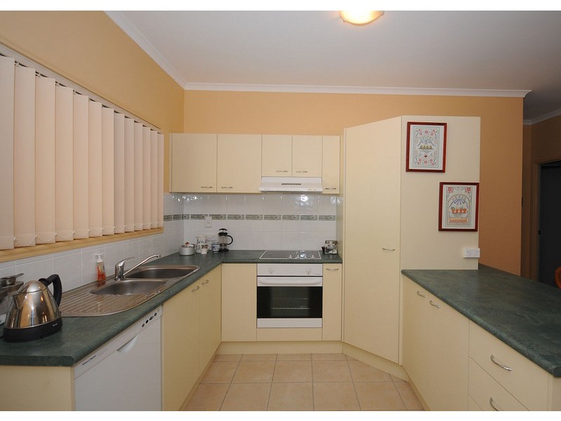 114/34 Elizabeth Street, Urangan QLD 4655