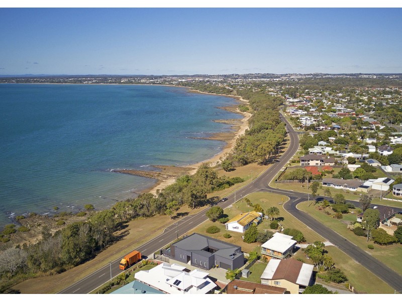 108 Esplanade, Point Vernon QLD 4655