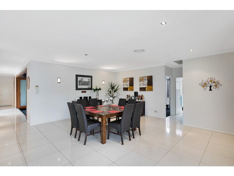 15 Parklands Boulevard, Wondunna QLD 4655