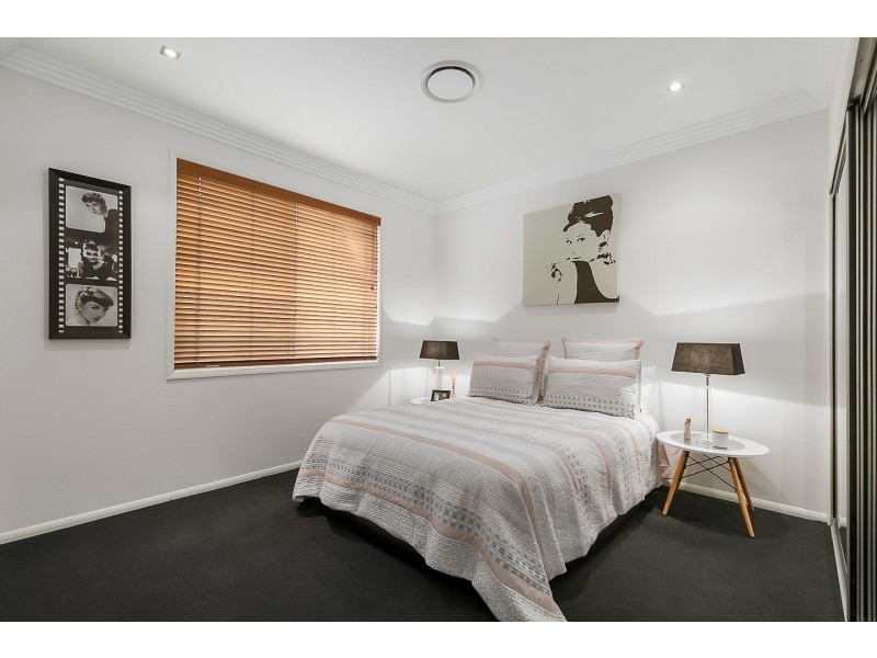 15 Parklands Boulevard, Wondunna QLD 4655