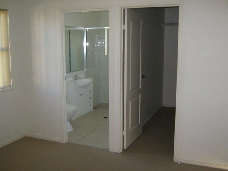 12 Bayswater Drive, Urraween QLD 4655