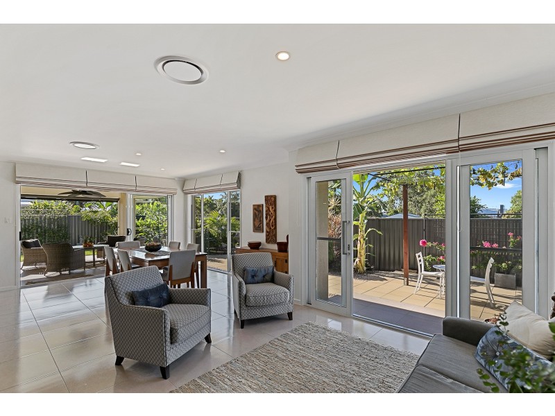 43 Zephyr Street, Scarness QLD 4655