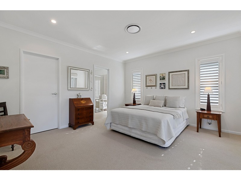 43 Zephyr Street, Scarness QLD 4655