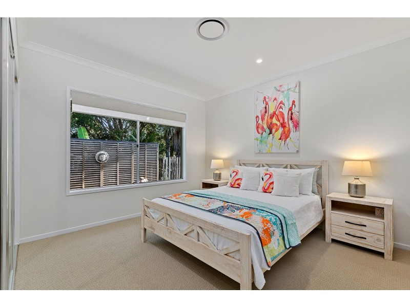 43 Zephyr Street, Scarness QLD 4655