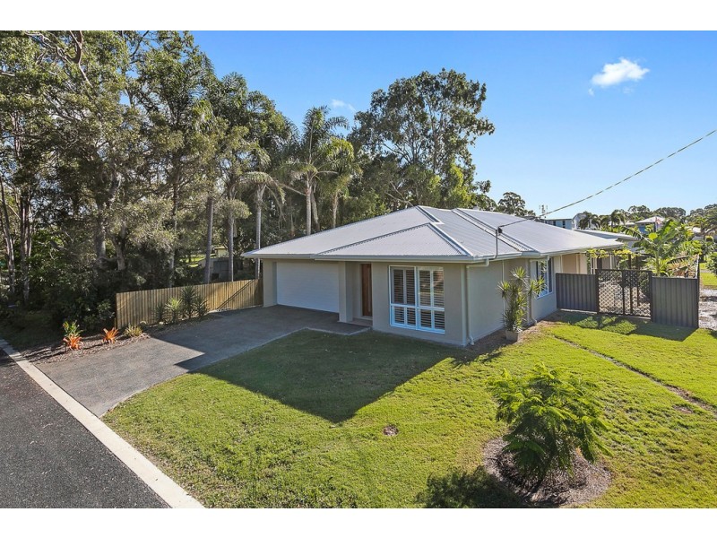 43 Zephyr Street, Scarness QLD 4655