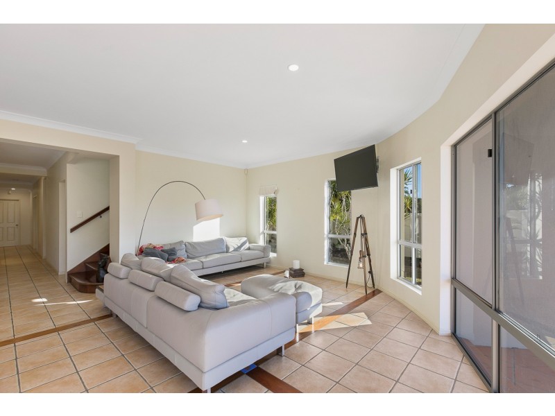 11 Ocean Park Drive, Dundowran Beach QLD 4655