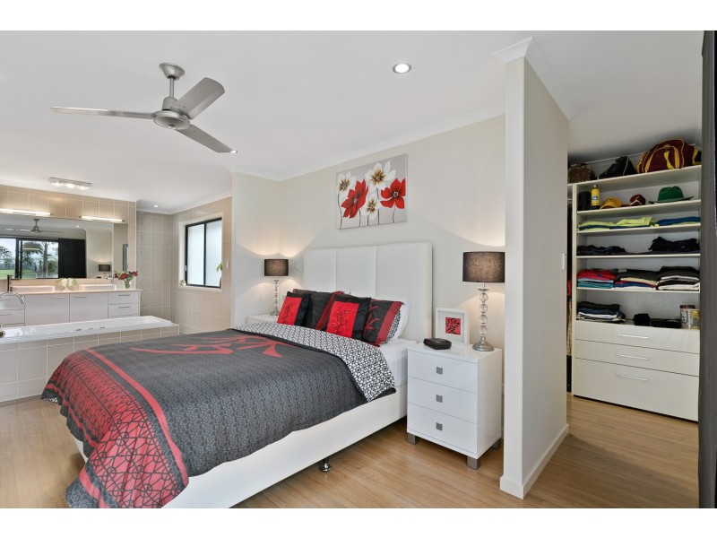3 Bounty Circuit, Eli Waters QLD 4655