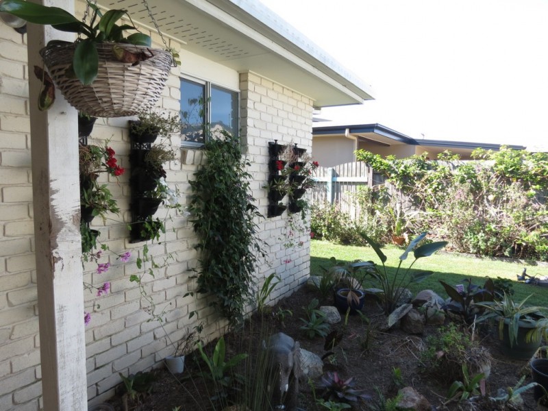25 Moonlight Avenue, Torquay QLD 4655