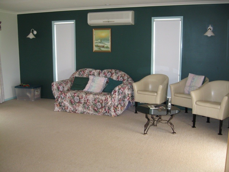 5 Victor Dve, Kawungan QLD 4655