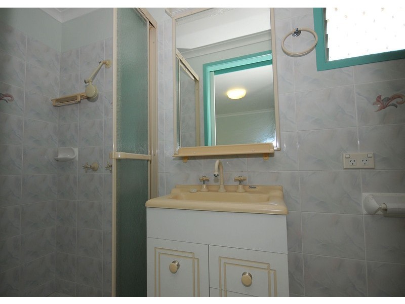 156 Cypress Street, Urangan QLD 4655