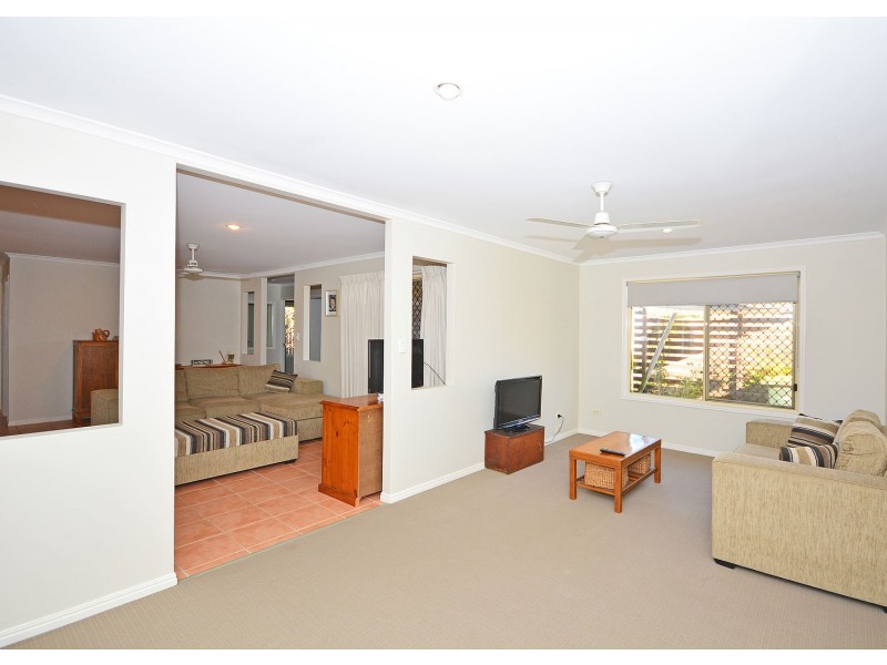 3 Bunya Court, Eli Waters QLD 4655