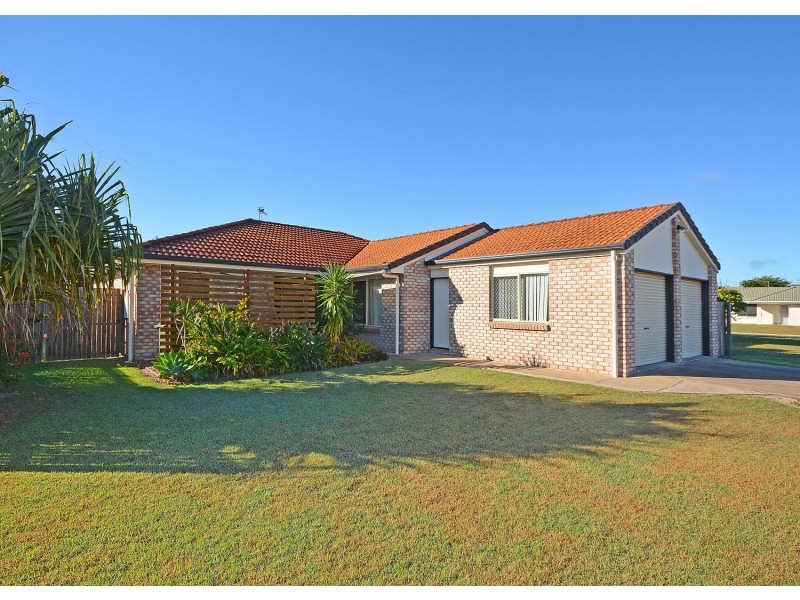 3 Bunya Court, Eli Waters QLD 4655