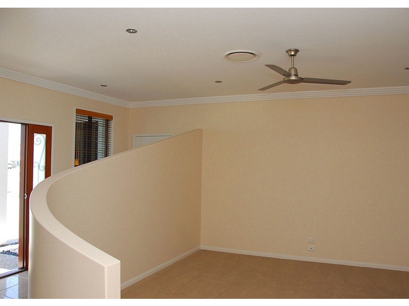 13 Mermaid Crt, Eli Waters QLD 4655