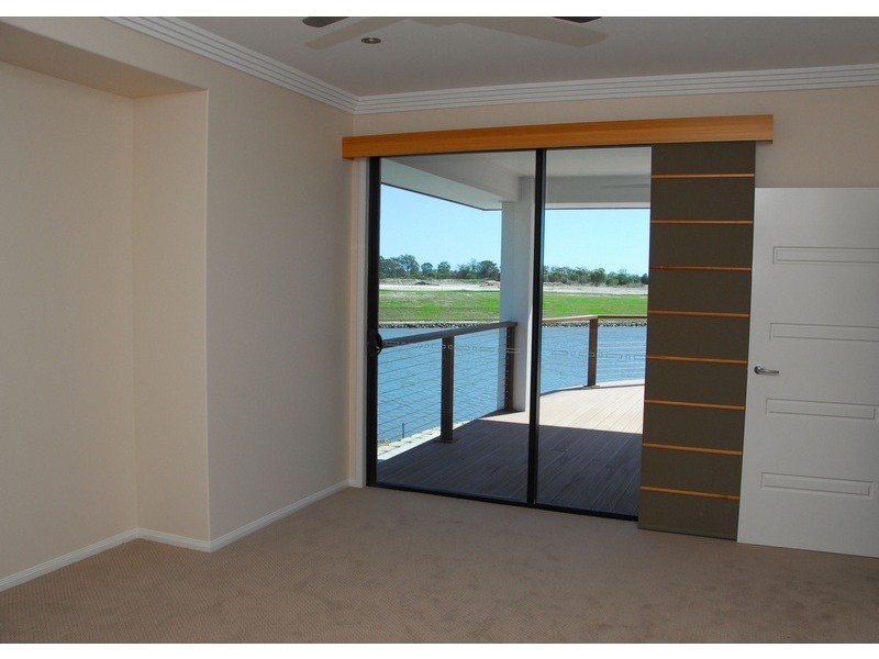 13 Mermaid Crt, Eli Waters QLD 4655