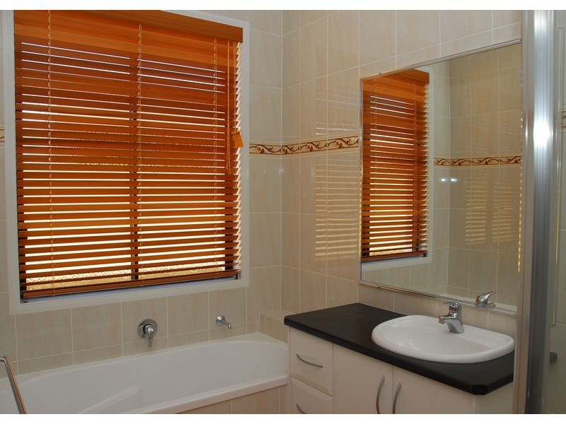 13 Mermaid Crt, Eli Waters QLD 4655