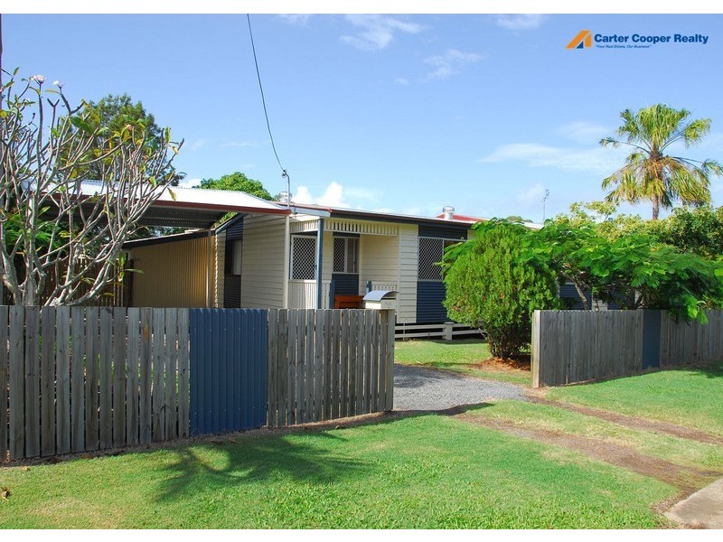 18 Stewart Street, Urangan QLD 4655