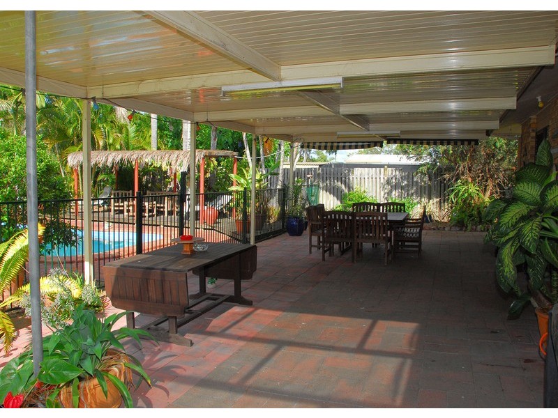 15 Southerden Street, Torquay QLD 4655