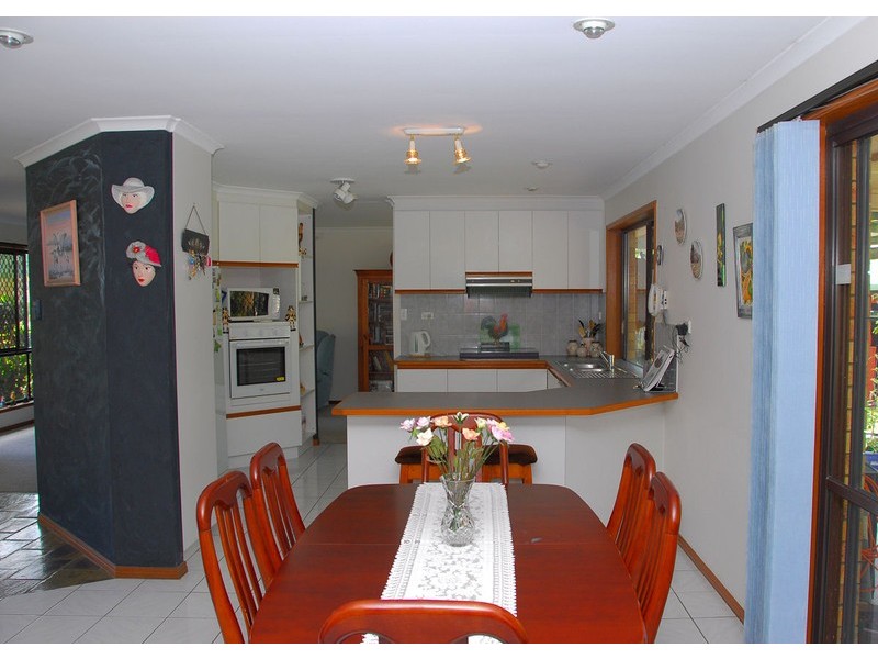 15 Southerden Street, Torquay QLD 4655
