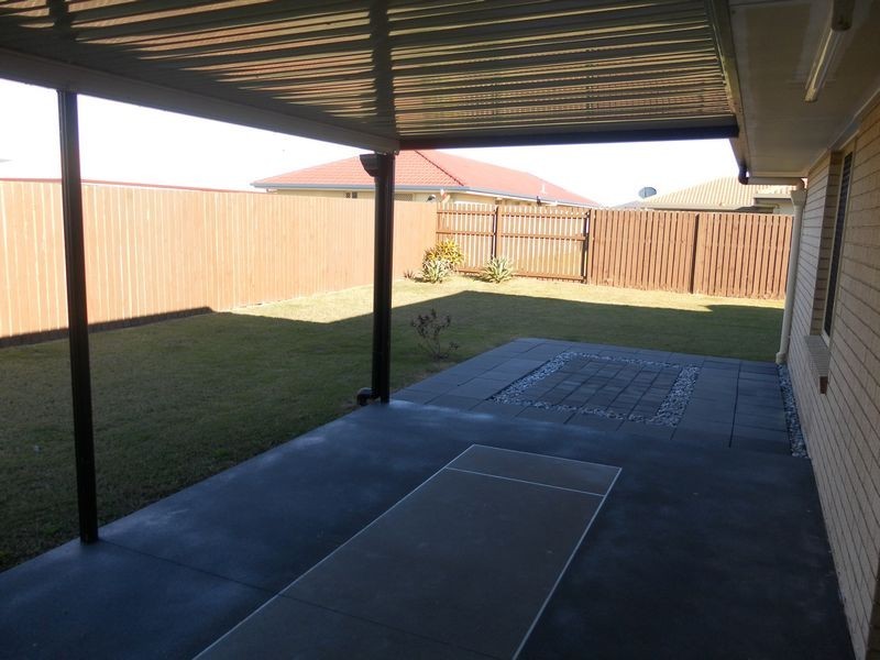32 Bounty Circuit, Eli Waters QLD 4655