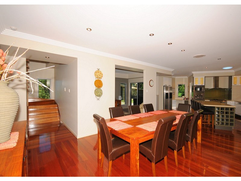 9-11  Gundesen Drive, Urraween QLD 4655