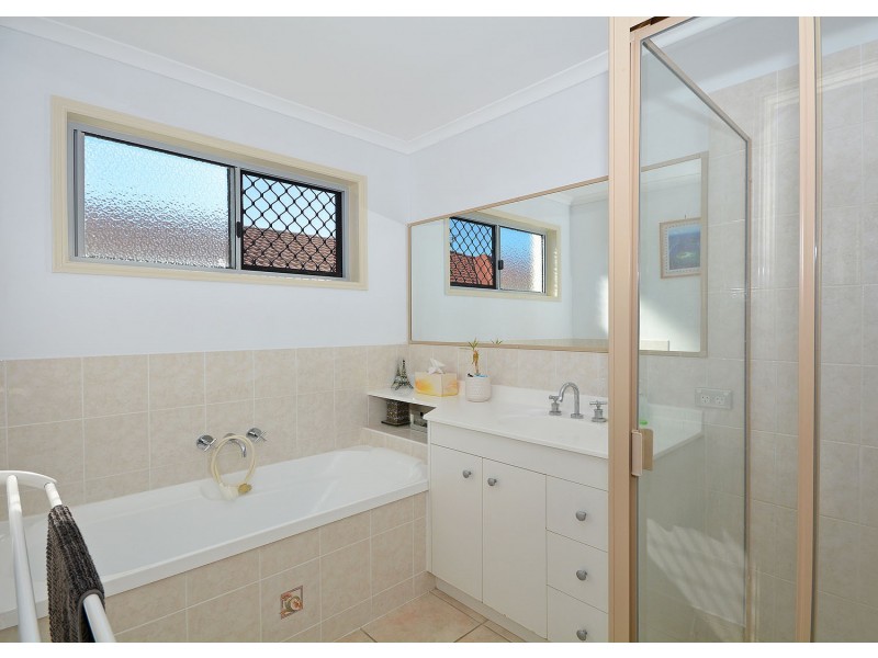 18 Spoonbill Way, Eli Waters QLD 4655