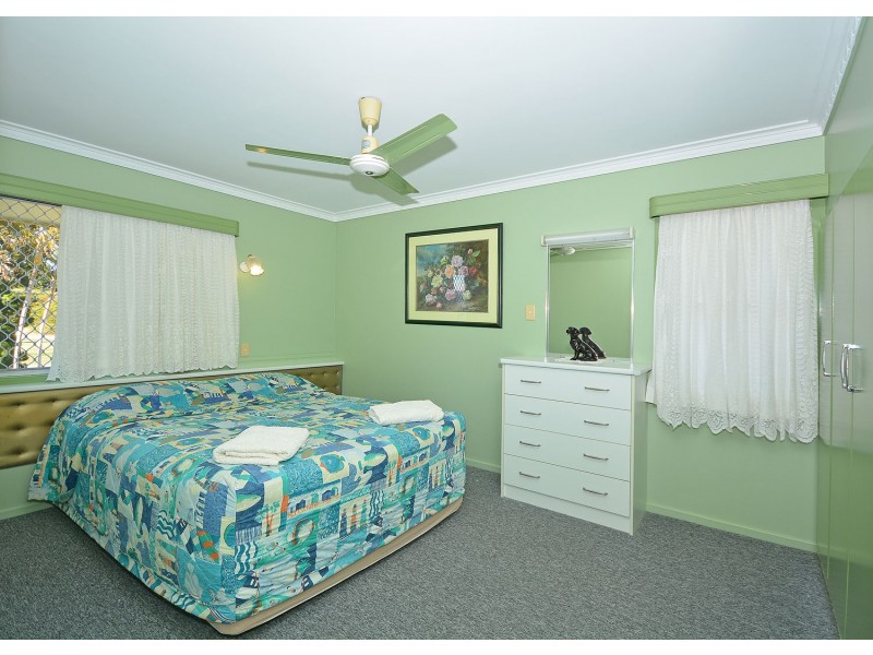 359 Esplanade, Scarness QLD 4655
