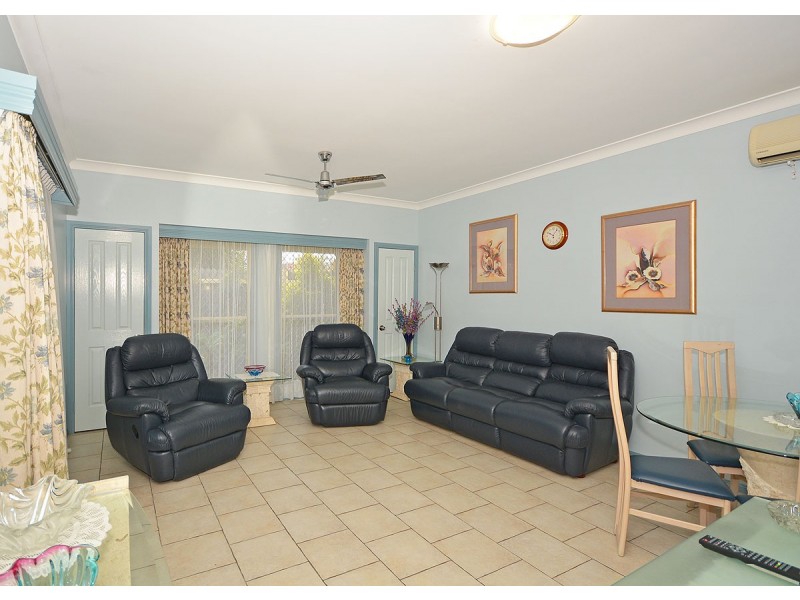 359 Esplanade, Scarness QLD 4655