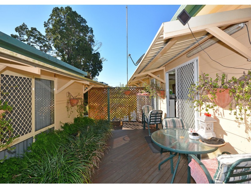 359 Esplanade, Scarness QLD 4655