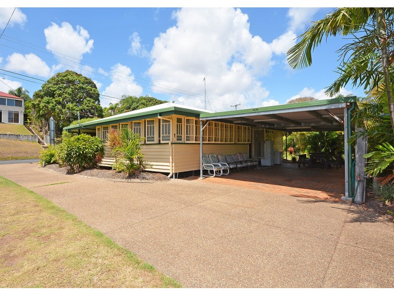 359 Esplanade, Scarness QLD 4655