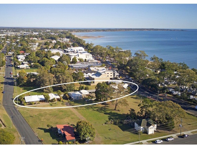 359 Esplanade, Scarness QLD 4655