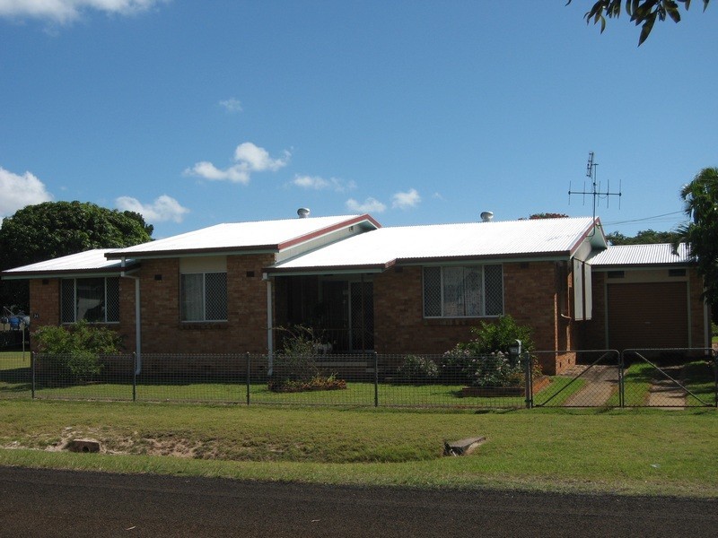 34 Ocean Street, Torquay QLD 4655