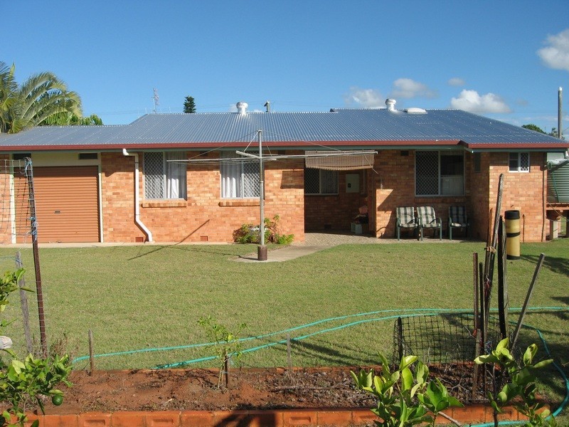 34 Ocean Street, Torquay QLD 4655