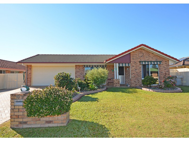 10 Ivybird Court, Torquay QLD 4655